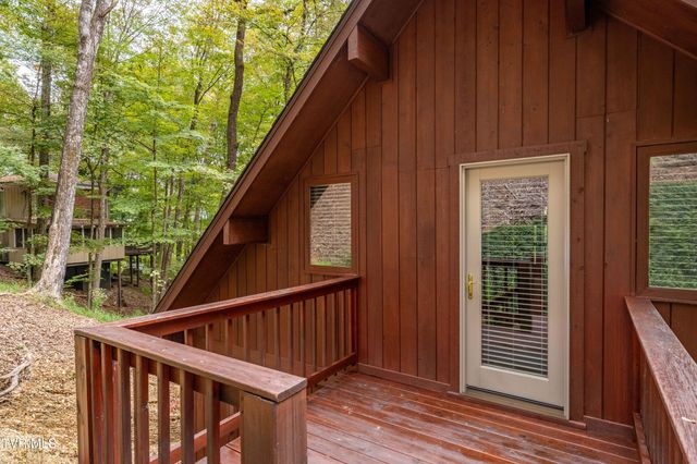 3616 Cimarron Drive, Johnson City, TN 37601