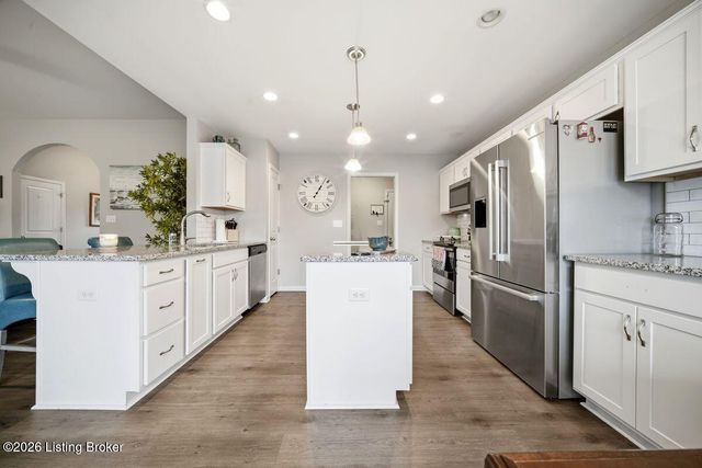 4209 Pleasant Glen Dr, Louisville, KY 40299