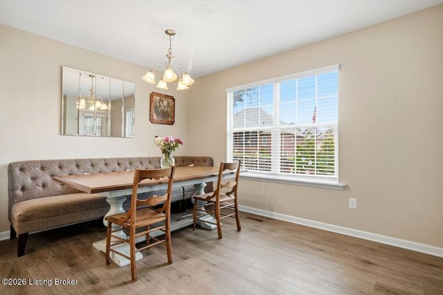 4209 Pleasant Glen Dr, Louisville, KY 40299