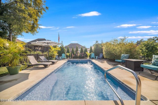 4209 Pleasant Glen Dr, Louisville, KY 40299