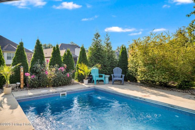 4209 Pleasant Glen Dr, Louisville, KY 40299