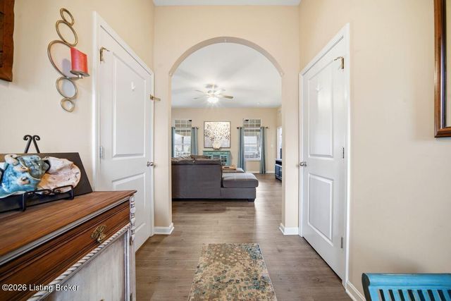 4209 Pleasant Glen Dr, Louisville, KY 40299