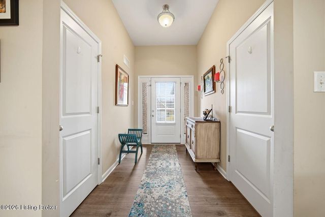 4209 Pleasant Glen Dr, Louisville, KY 40299