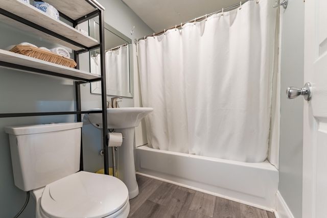 504 W Ashley Avenue, Folly Beach, SC 29439