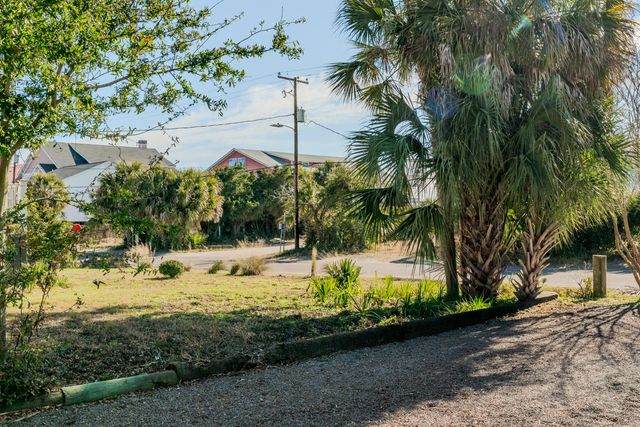 504 W Ashley Avenue, Folly Beach, SC 29439