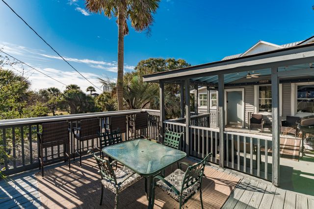 504 W Ashley Avenue, Folly Beach, SC 29439