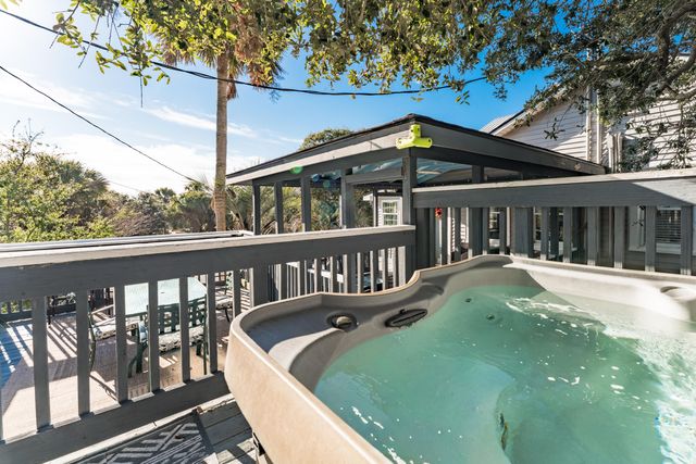 504 W Ashley Avenue, Folly Beach, SC 29439