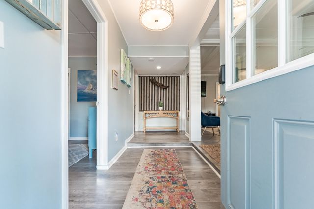 504 W Ashley Avenue, Folly Beach, SC 29439