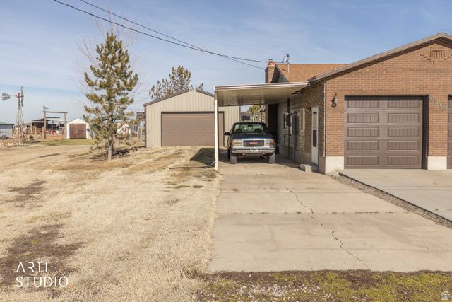 6868 W 5100 S, Hooper, UT 84315