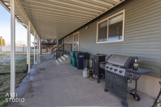 6868 W 5100 S, Hooper, UT 84315