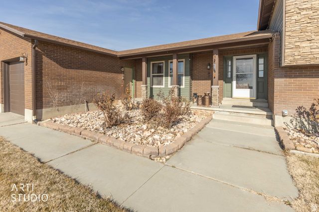 6868 W 5100 S, Hooper, UT 84315