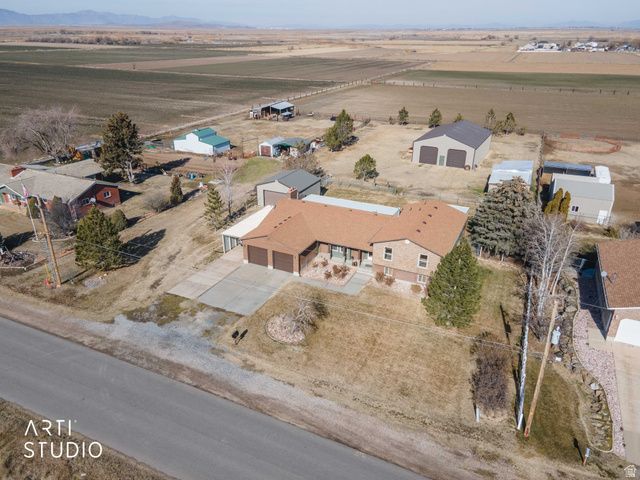 6868 W 5100 S, Hooper, UT 84315