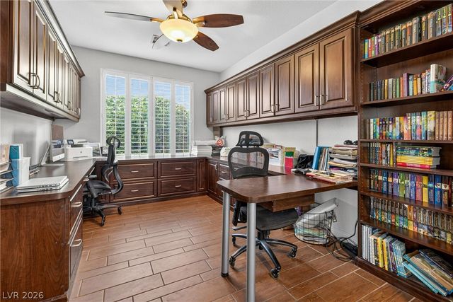 1376 Cranston Court, Las Vegas, NV 89135