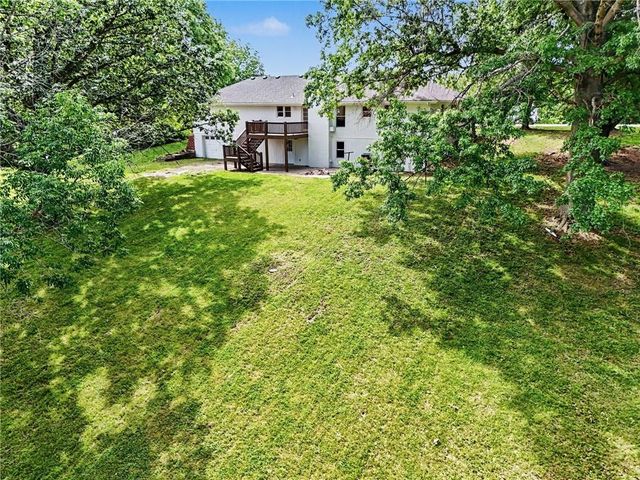1500 Ridgeview Road, Liberty, MO 64068
