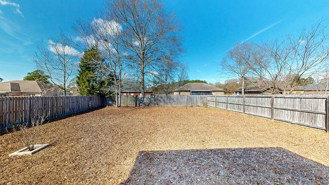 110 Brattleboro Court, Dothan, AL 36301