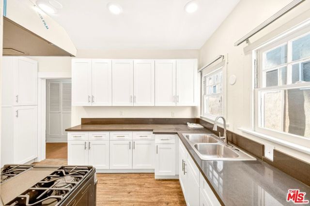 7360 Hollywood Boulevard, Los Angeles, CA 90046