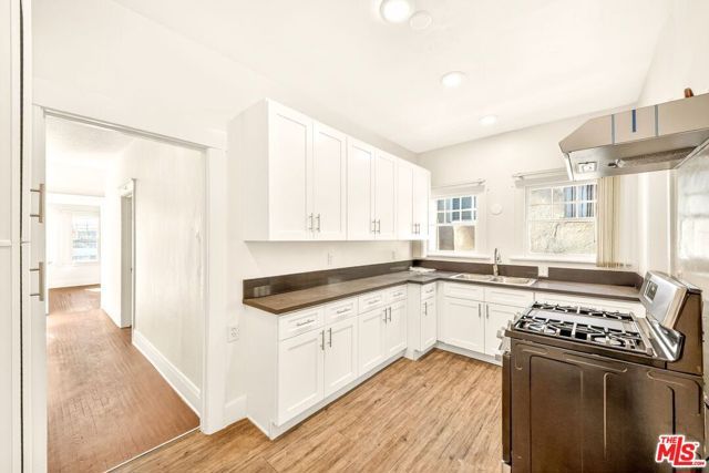 7360 Hollywood Boulevard, Los Angeles, CA 90046