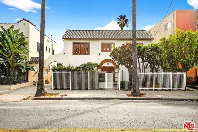 7360 Hollywood Boulevard, Los Angeles, CA 90046