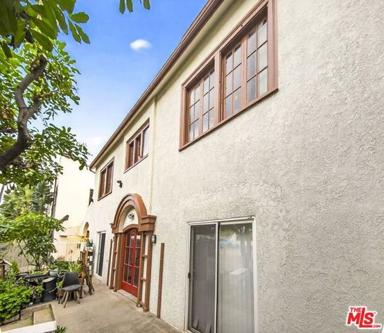 7360 Hollywood Boulevard, Los Angeles, CA 90046