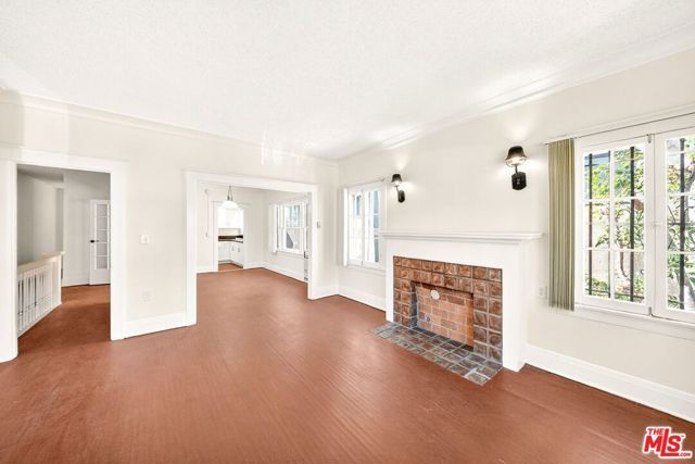 7360 Hollywood Boulevard, Los Angeles, CA 90046