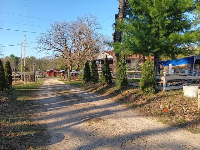 1889 E 40th Street, White Cloud, MI 49349