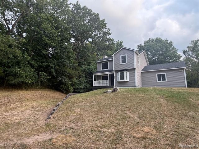 880 Mill Street, Ortonville, MI 48462