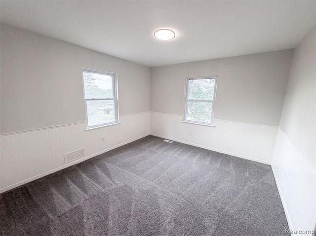 880 Mill Street, Ortonville, MI 48462
