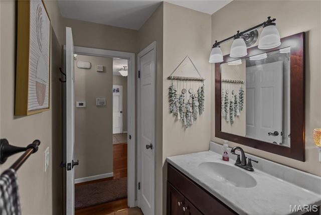 4404 Briarcliff Drive, Alton, IL 62002