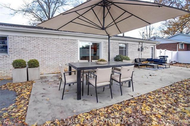 4404 Briarcliff Drive, Alton, IL 62002