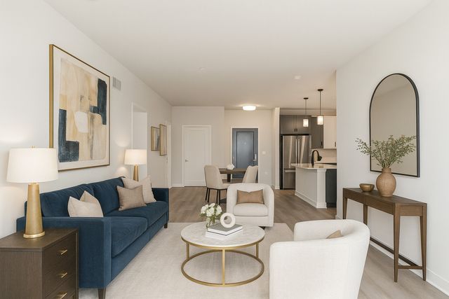 250 McHenry Road C1, Buffalo Grove, IL 60089