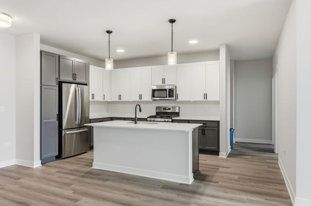 250 McHenry Road C1, Buffalo Grove, IL 60089