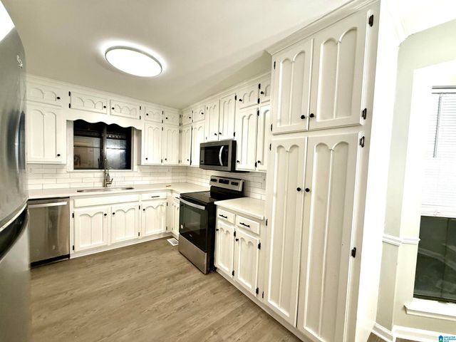 1737 CREELY DRIVE, Birmingham, AL 35235