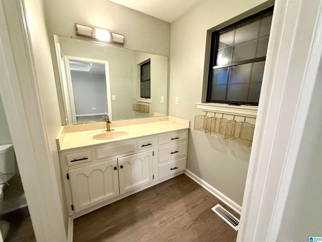 1737 CREELY DRIVE, Birmingham, AL 35235