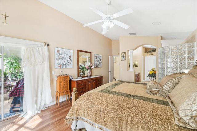 8257 SWANN HOLLOW DRIVE, Tampa, FL 33647