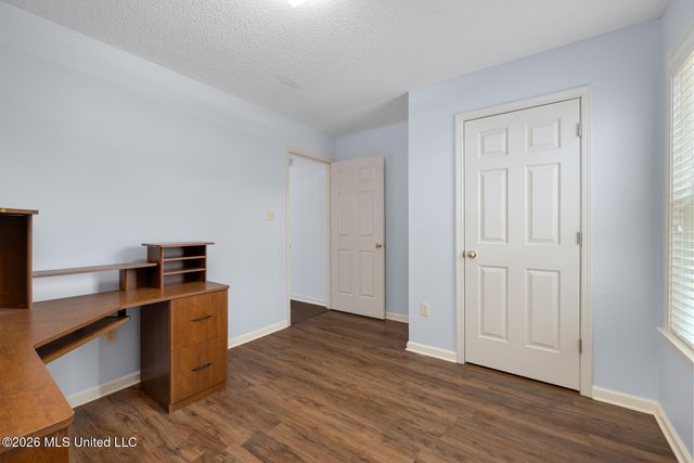 8918 Bell Forrest Drive, Olive Branch, MS 38654