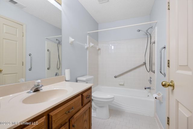 8918 Bell Forrest Drive, Olive Branch, MS 38654