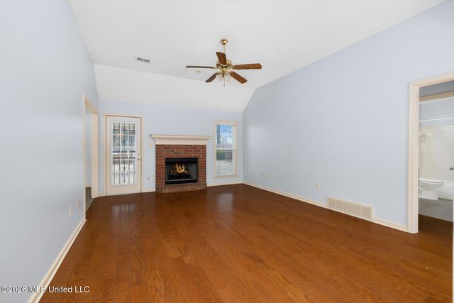 8918 Bell Forrest Drive, Olive Branch, MS 38654