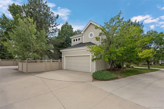 1011 S Valentia Street 26, Denver, CO 80247
