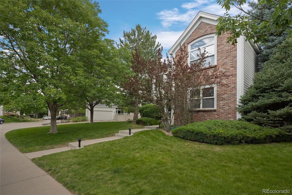 1011 S Valentia Street 26, Denver, CO 80247