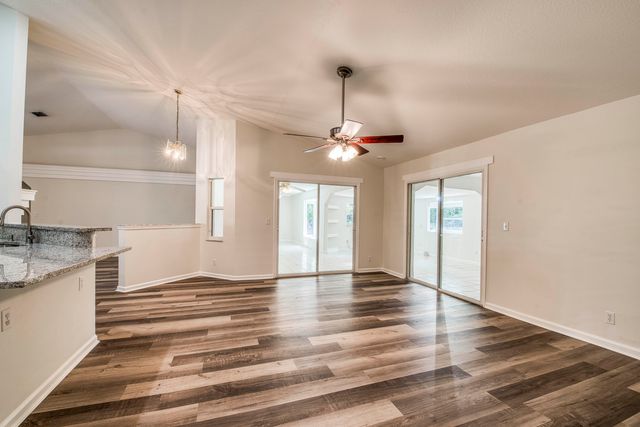 13418 76th Road N, West Palm Beach, FL 33412