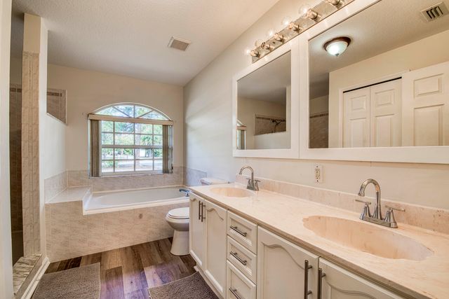 13418 76th Road N, West Palm Beach, FL 33412