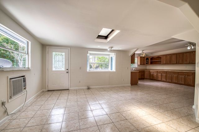 13418 76th Road N, West Palm Beach, FL 33412