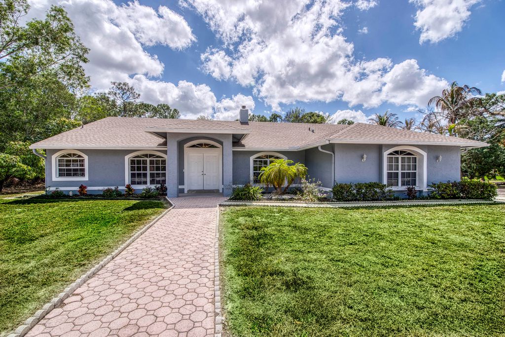 13418 76th Road N, West Palm Beach, FL 33412