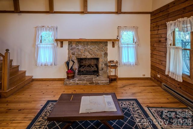 86 Hickory Lane, Newland, NC 28657