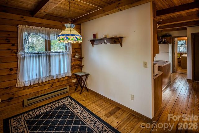 86 Hickory Lane, Newland, NC 28657