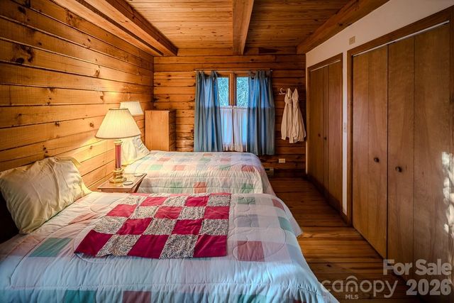 86 Hickory Lane, Newland, NC 28657