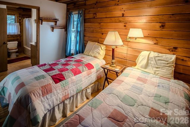 86 Hickory Lane, Newland, NC 28657