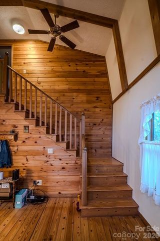 86 Hickory Lane, Newland, NC 28657