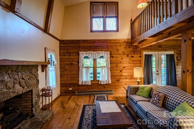 86 Hickory Lane, Newland, NC 28657