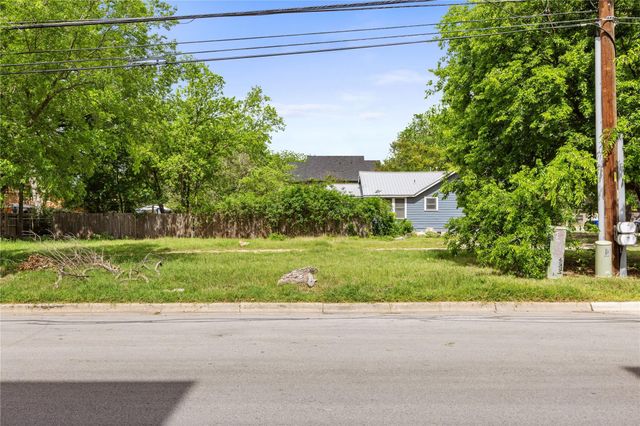 945 East 51st Street, Austin, TX 78751